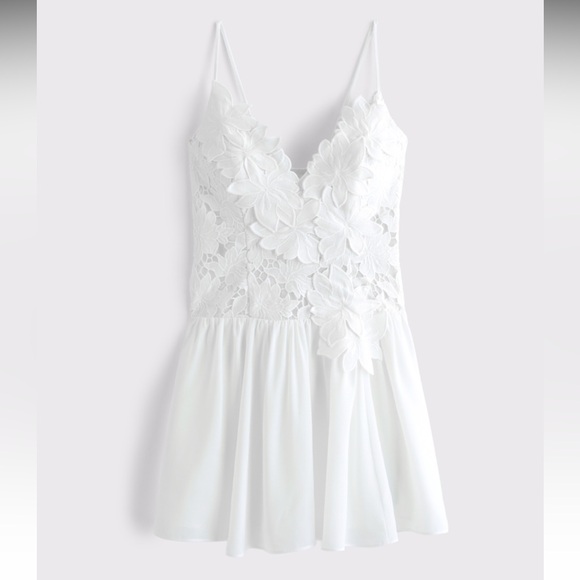 A&F Bra-free Lace Floral Mini Dress - Picture 6 of 7